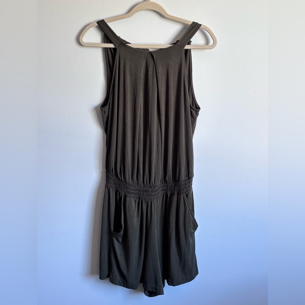 New York & Company Olive Green Sleeveless romper size Small